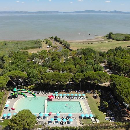 Camping Badiaccia Village Castiglione del Lago Bagian luar foto