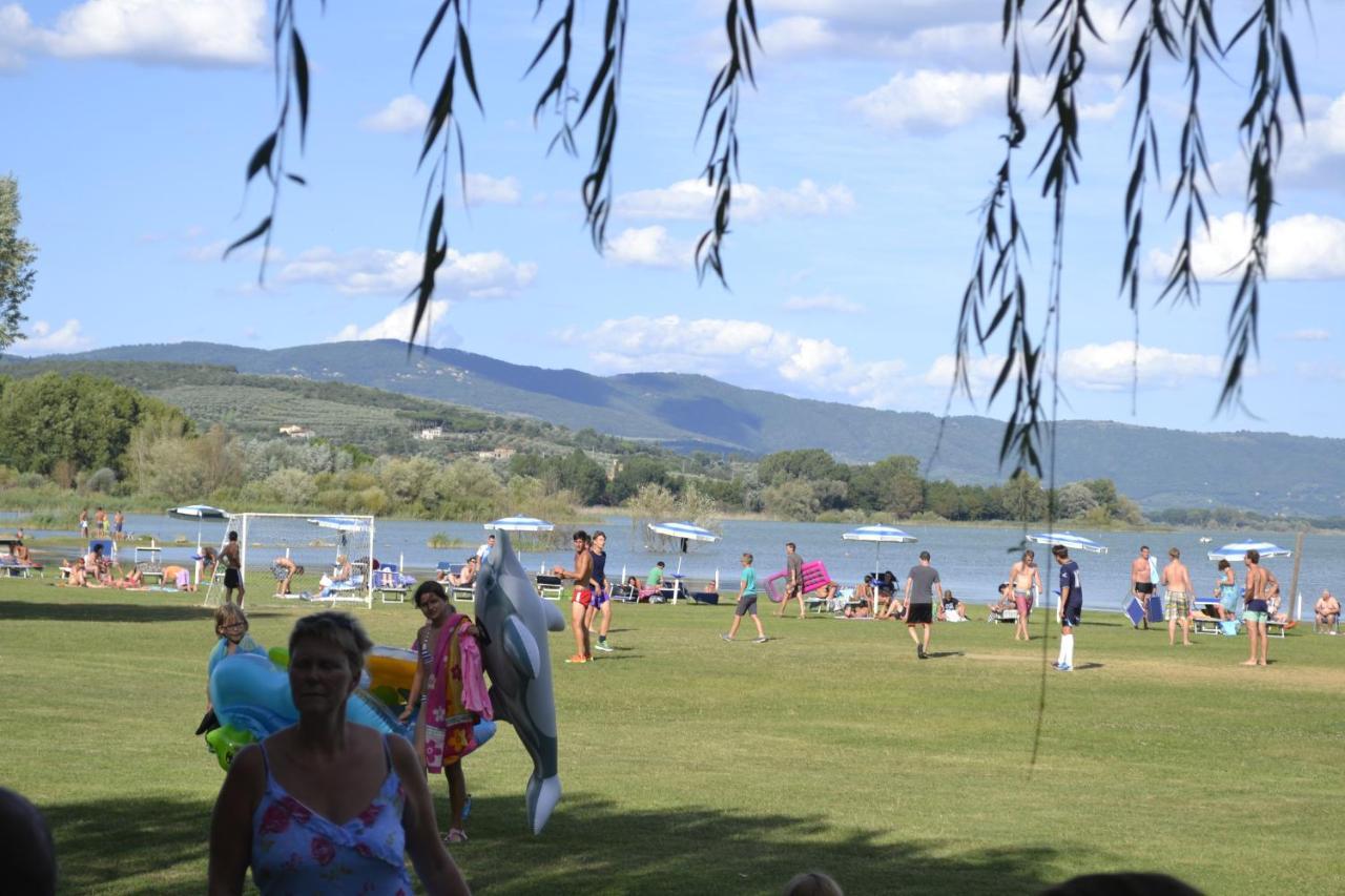 Camping Badiaccia Village Castiglione del Lago Bagian luar foto